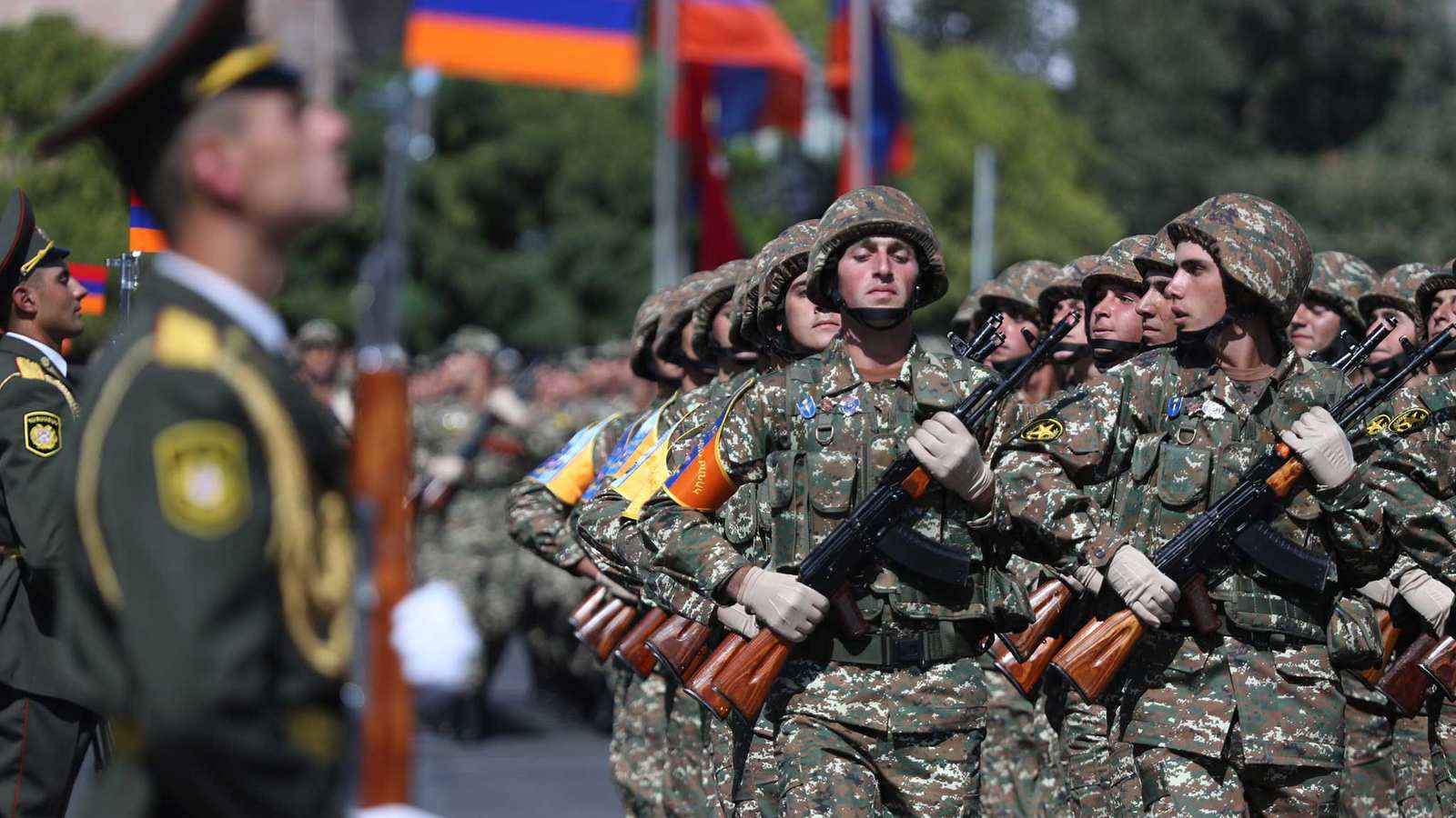 Ինչպես էր ՔՊ-ական պատգամավոր Անդրանիկ Քոչարյանը փորձում հարստանալ բանակի հաշվին՝առաջարկելով թանկարժեք մետաղաջարդոն