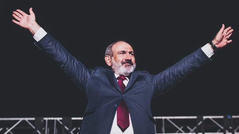 Փաշինյանը ընտրությունները վերածեց միանձնյա ներկայացման